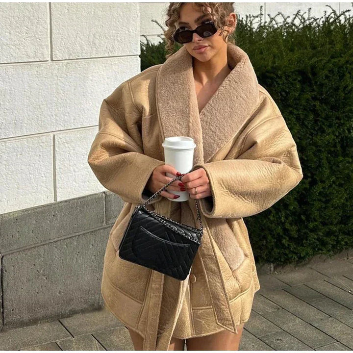 Płaszcz Zimowy Damski Oversized Teddy | Krotki