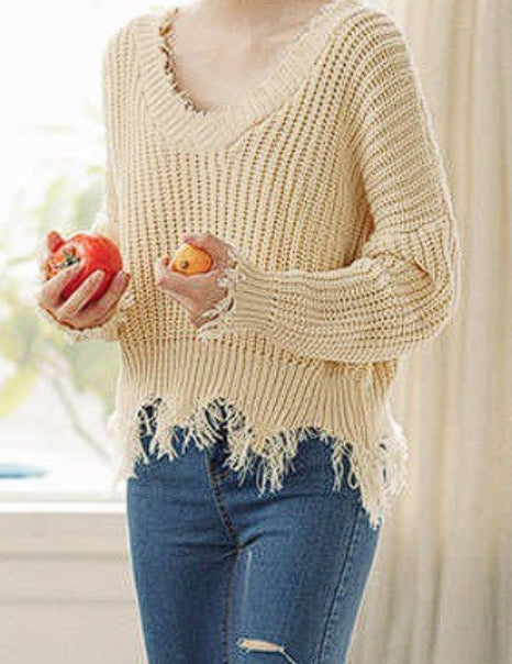 Sweter Damski Dzianinowy Oversized Dekolt W Serek | Frędzle